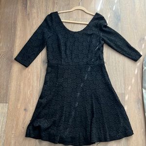 Comfortable black lacey dress